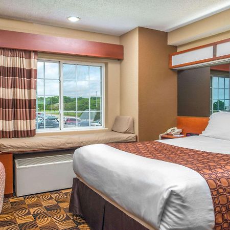 Microtel Inn&Suites Lincoln Esterno foto