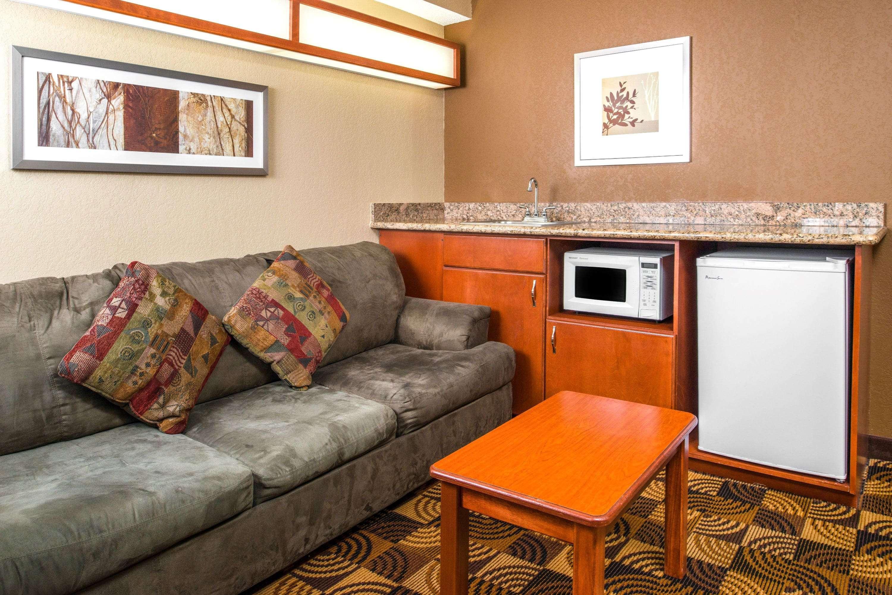 Microtel Inn&Suites Lincoln Esterno foto